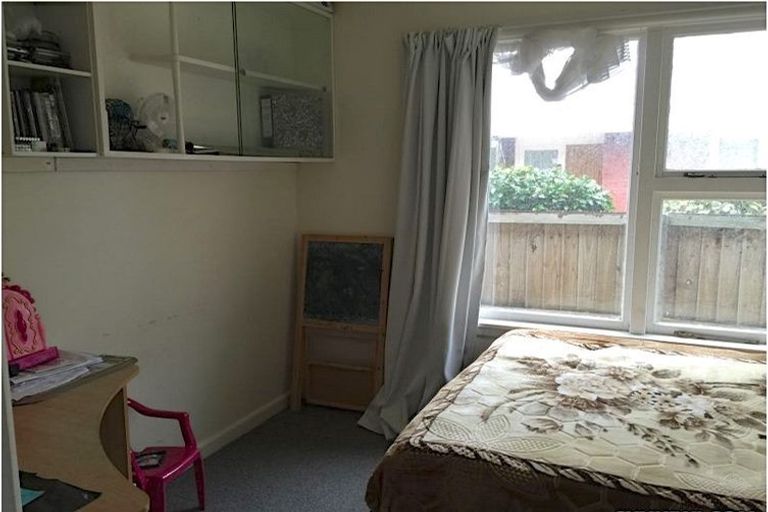 Photo of property in 57 Burnside Crescent, Burnside, Christchurch, 8053