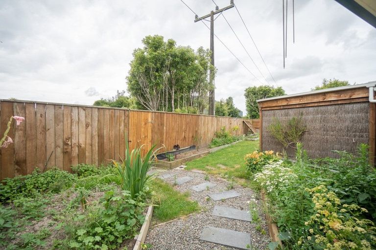 Photo of property in 64 Royal Oak Drive, Kelvin Grove, Palmerston North, 4414