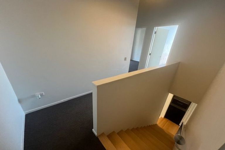 Photo of property in 2b Devon Street, Aro Valley, Wellington, 6021