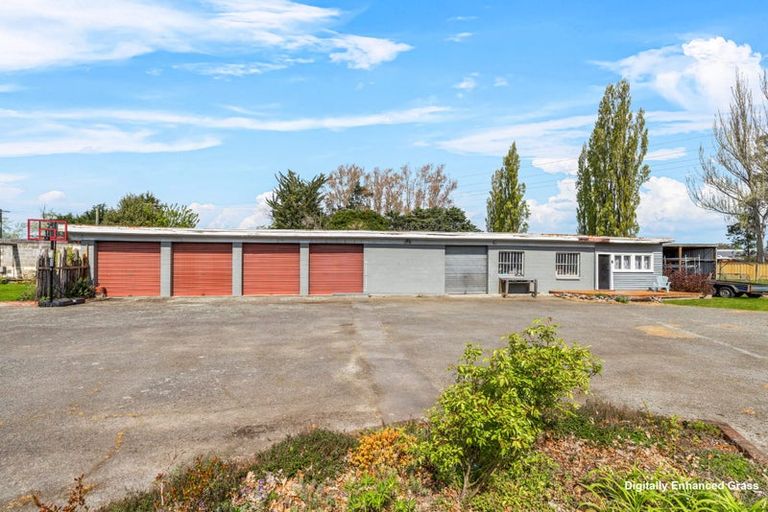 Photo of property in 35 Kainga Road, Kainga, Christchurch, 8083