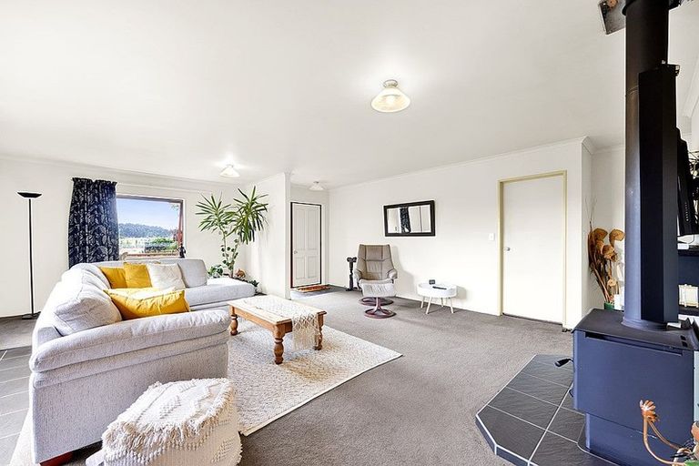 Photo of property in 320 Austin Road, Normanby, Hawera, 4673