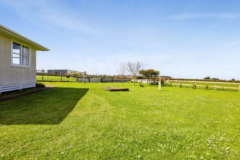 Photo of property in 29 Park Lane, Kaponga, Hawera, 4679