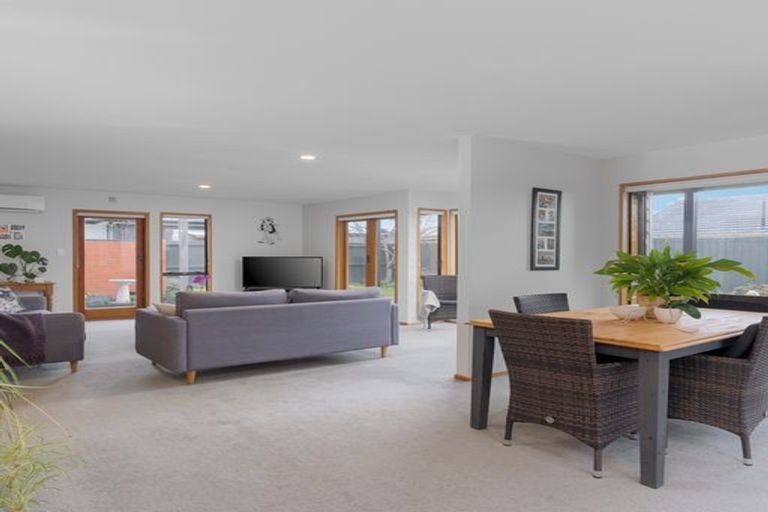 Photo of property in 1/52 Arlington Street, Burnside, Christchurch, 8053