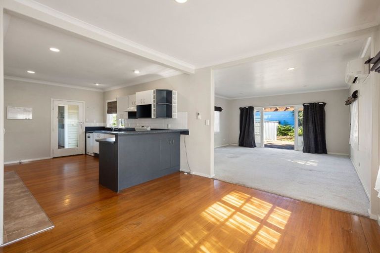 Photo of property in 16 Mahana Road, St Andrews, Hamilton, 3200