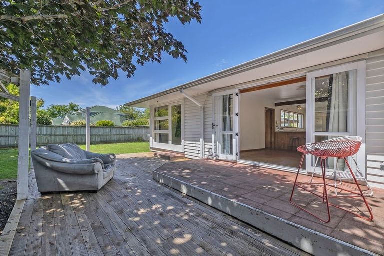 Photo of property in 21 Hanrahan Street, Upper Riccarton, Christchurch, 8041