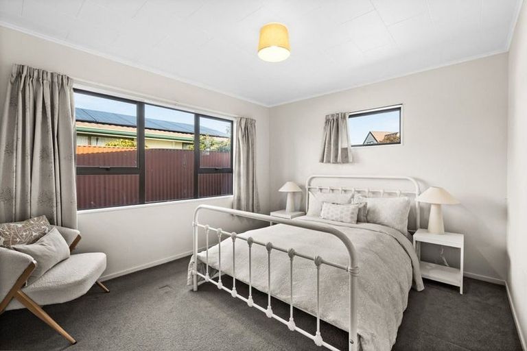 Photo of property in 27 Elliott Street, Taradale, Napier, 4112