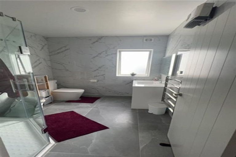 Photo of property in 10 Takurua Terrace, Orewa, 0931