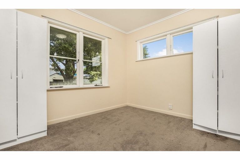 Photo of property in 18 Adams Road, Manurewa, Auckland, 2102