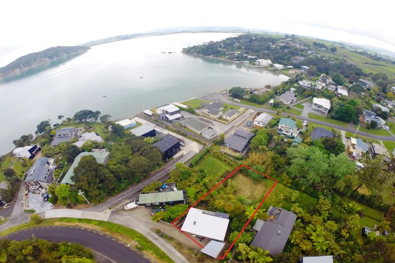 Photo of property in 14 Cambrae Road, Raglan, 3225