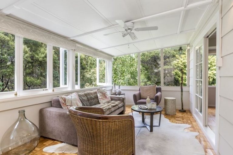 Photo of property in 19 Portsea Place, Chatswood, Auckland, 0626