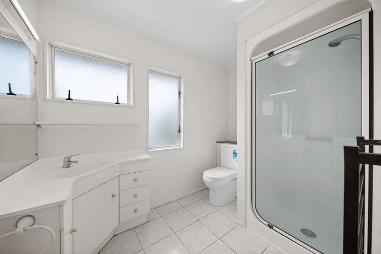 Photo of property in 4 Waipa Street, Birkenhead, Auckland, 0626