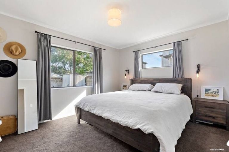 Photo of property in 1/63 Stanley Avenue, Milford, Auckland, 0620