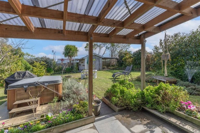 Photo of property in 17 Hakanoa Street, Huntly, 3700