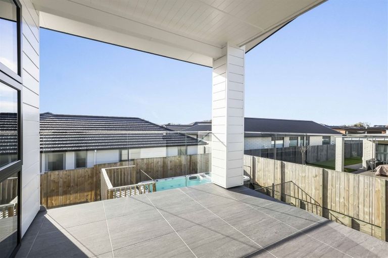 Photo of property in 8 The Meadows Drive, Flagstaff, Hamilton, 3210