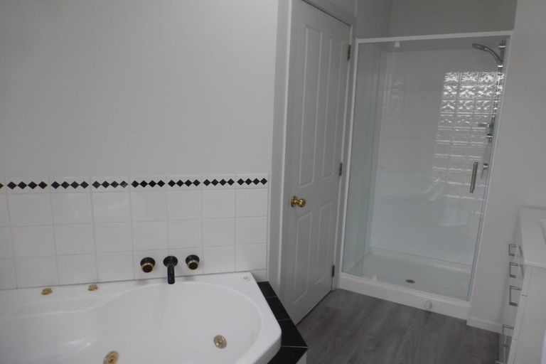 Photo of property in 20 Westlake Drive, Halswell, Christchurch, 8025