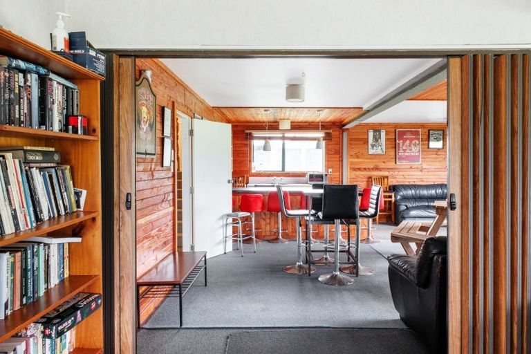 Photo of property in 1 Rawinia Place, Te Kaha, 3199