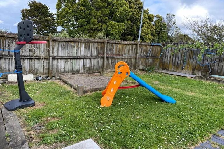 Photo of property in 63 Kona Crescent, Henderson, Auckland, 0610