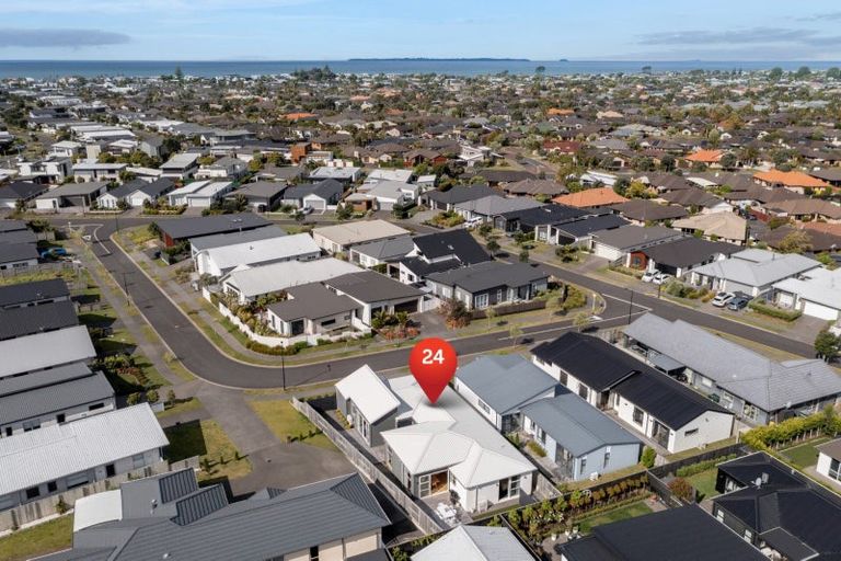 Photo of property in 24 Knightia Drive, Papamoa Beach, Papamoa, 3118