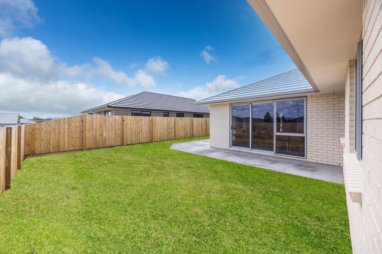 Photo of property in 13 Pukaki Place, Baverstock, 3200