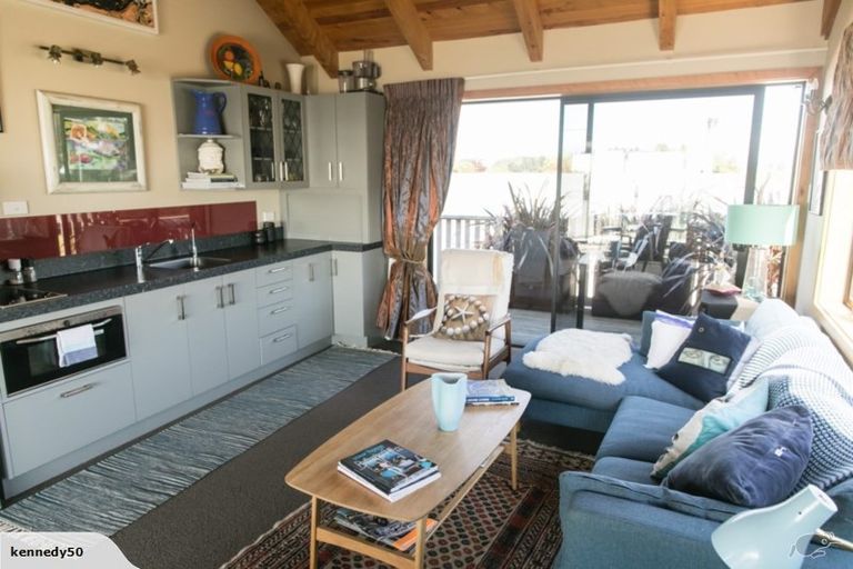 Photo of property in 29 Semple Street, Kakanui, Oamaru, 9495