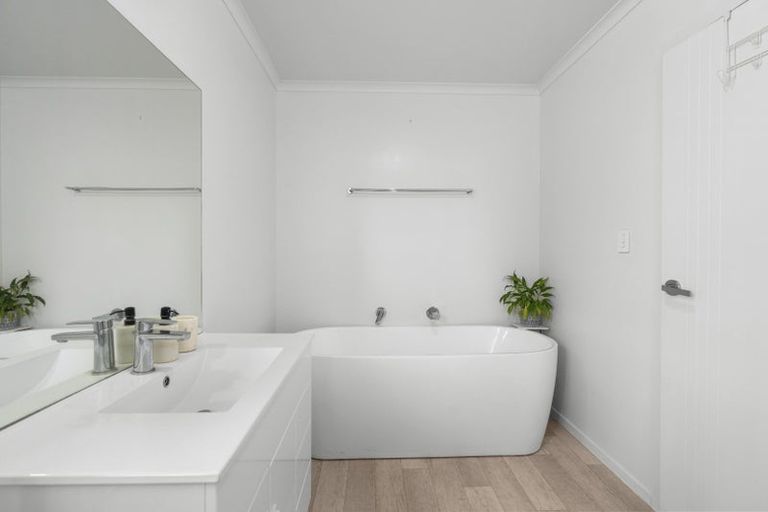 Photo of property in 2/65 Cabourne Drive, Glenview, Hamilton, 3206