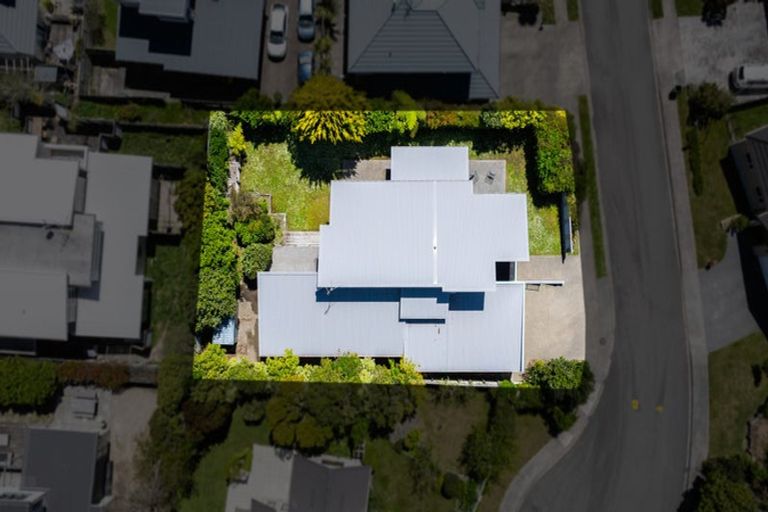 Photo of property in 4 Handly Grove, Churton Park, Wellington, 6037