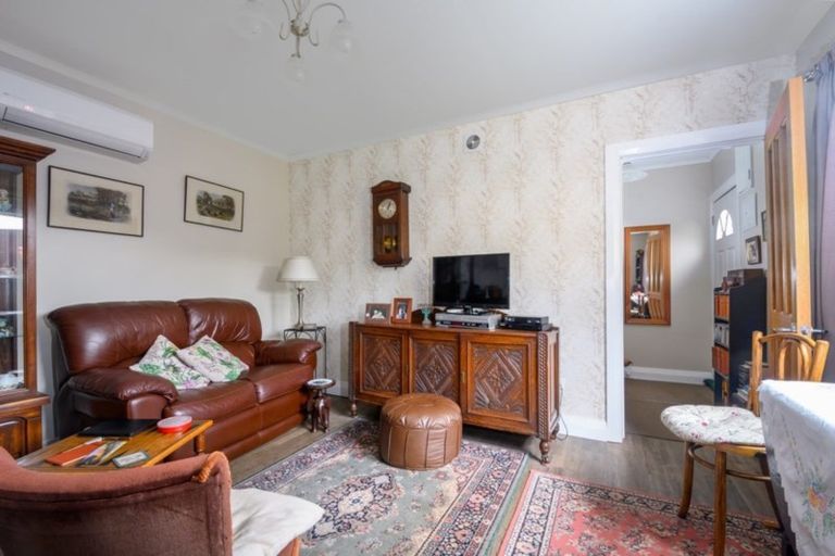 Photo of property in 50 Durham Street, Picton, 7220