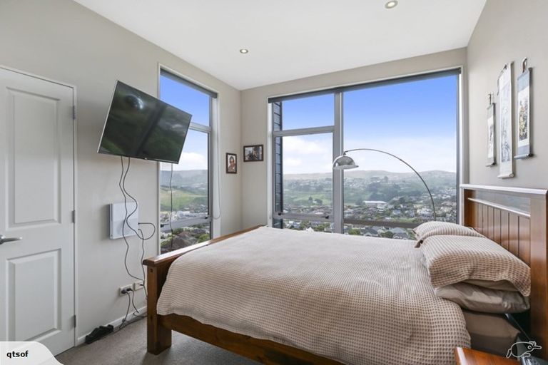 Photo of property in 67 Erlestoke Crescent, Churton Park, Wellington, 6037