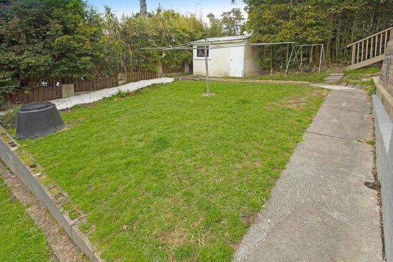 Photo of property in 70 Vandeleur Avenue, Birkdale, Auckland, 0626