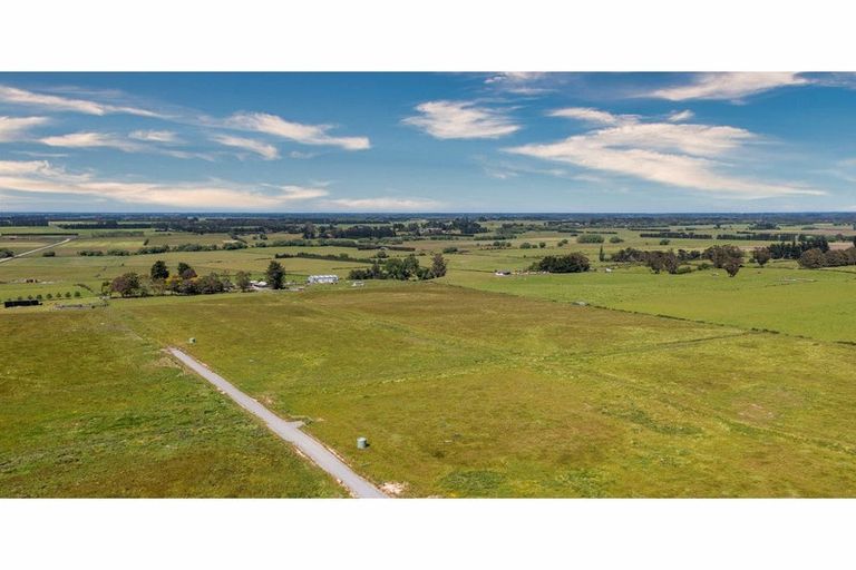 Photo of property in 37 Stoke School Road, Cust, 7471