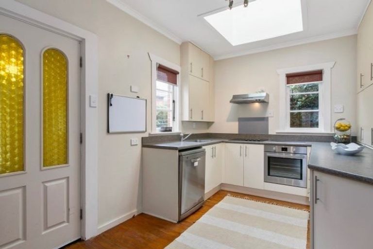 Photo of property in 56 Musselburgh Rise, Musselburgh, Dunedin, 9013