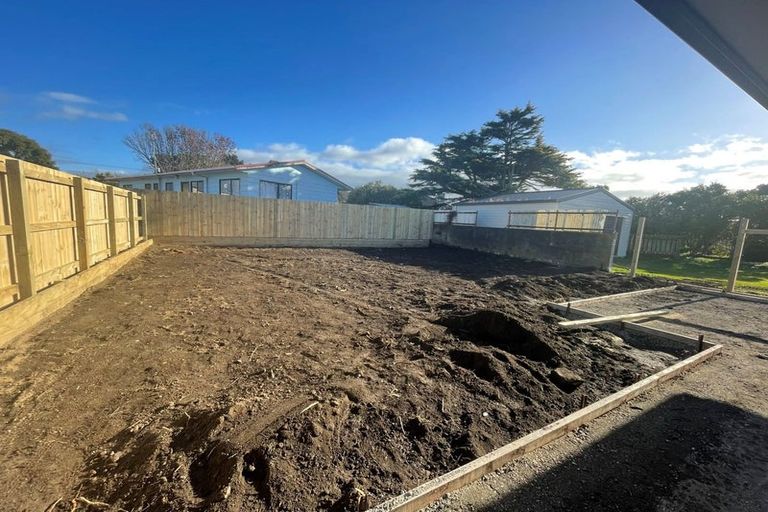 Photo of property in 75 Strange Street, Waitara, 4320