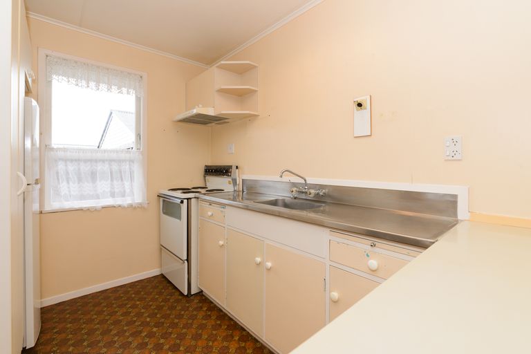 Photo of property in 22a Acacia Street, Kelvin Grove, Palmerston North, 4414