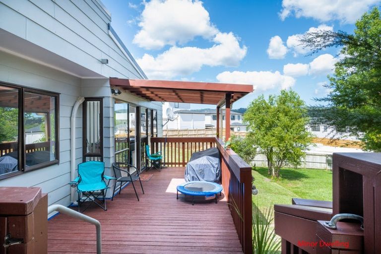 Photo of property in 63 Hetherington Road, Ranui, Auckland, 0612