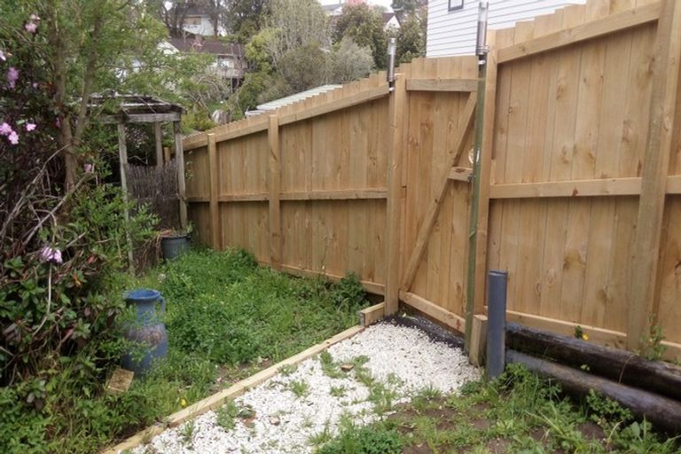 Photo of property in 17 Taurus Crescent, Beach Haven, Auckland, 0626