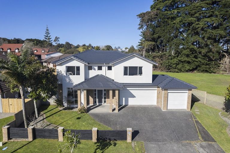 Photo of property in 86 Coachman Drive, Flat Bush, Auckland, 2016