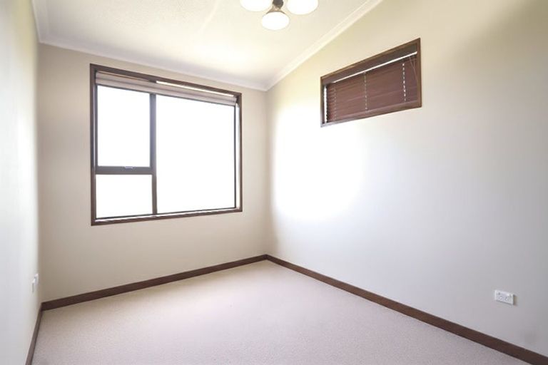 Photo of property in 1 Warwick Street, Balaclava, Dunedin, 9011