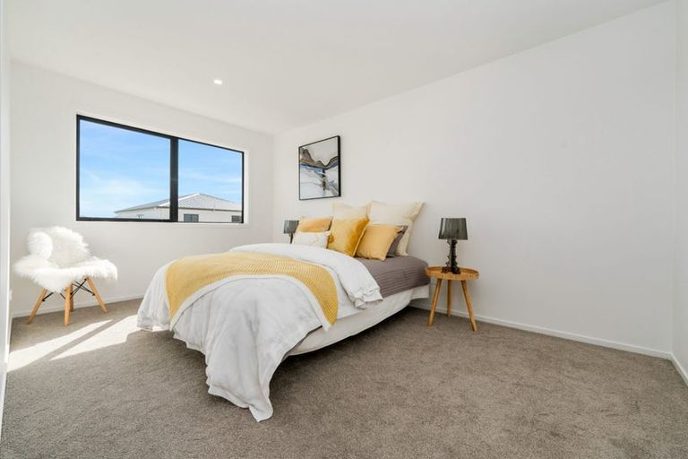 Photo of property in 26 Woven Place, Karaka, Papakura, 2113