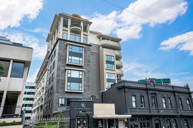 Photo of property in Kate Sheppard Apartments, 5j/42 Molesworth Street, Thorndon, Wellington, 6011