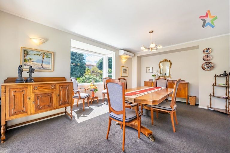 Photo of property in 28a Whites Line West, Woburn, Lower Hutt, 5010