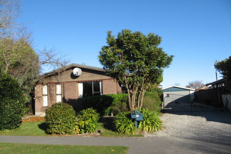 Photo of property in 41 Sarabande Avenue, Redwood, Christchurch, 8051