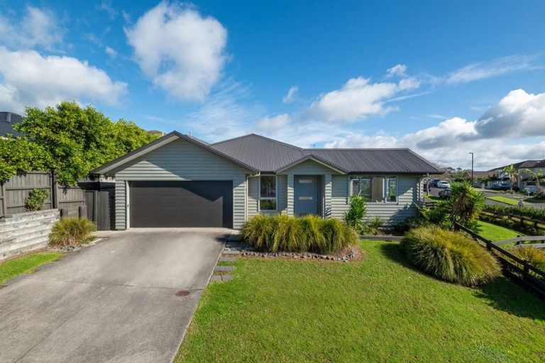 Photo of property in 16 Major Henry Greens, Silverdale, 0932