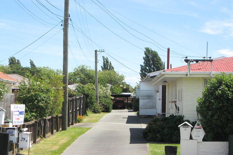 Photo of property in 1/29 Wainoni Road, Wainoni, Christchurch, 8061