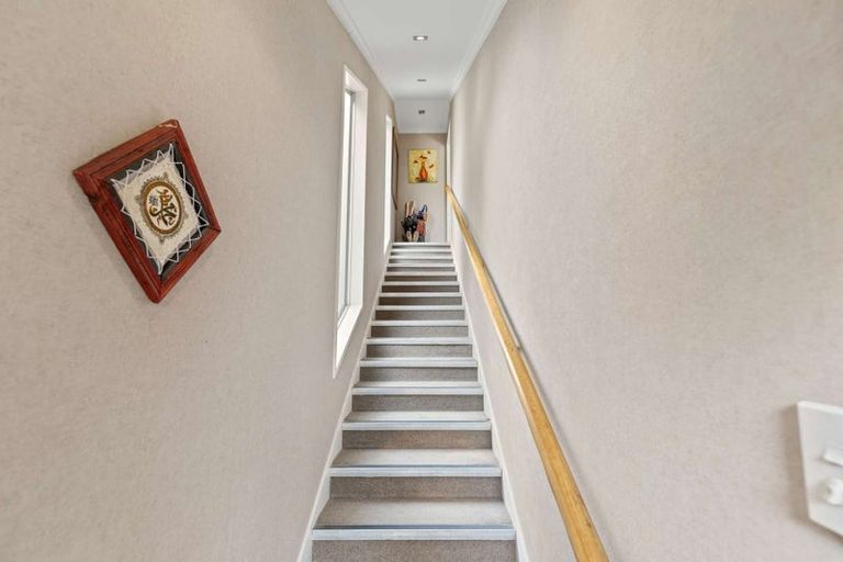 Photo of property in 27 Wairere Road, Bastia Hill, Whanganui, 4500