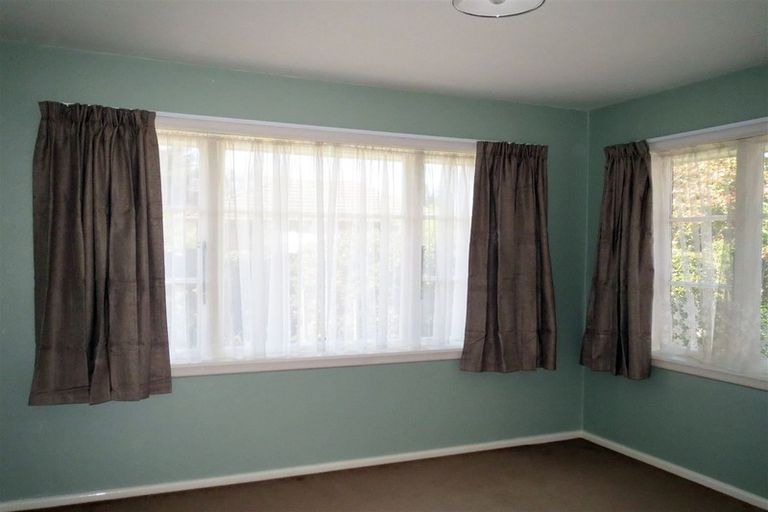 Photo of property in 29 Gleneagles Terrace, Ilam, Christchurch, 8053