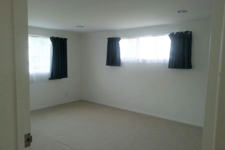 Photo of property in 1/211a Sunnynook Road, Wairau Valley, Auckland, 0627