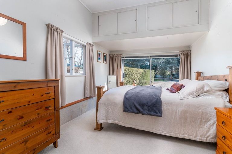 Photo of property in 73 Park Road, Carterton, 5713