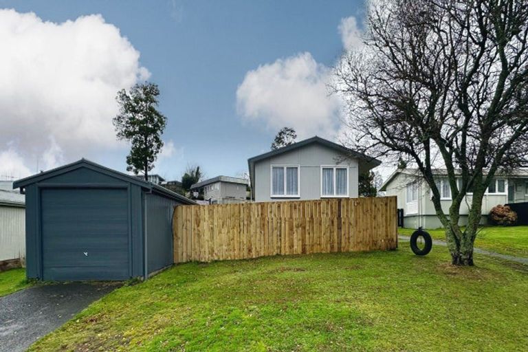Photo of property in 7 Thompson Street, Tokoroa, 3420