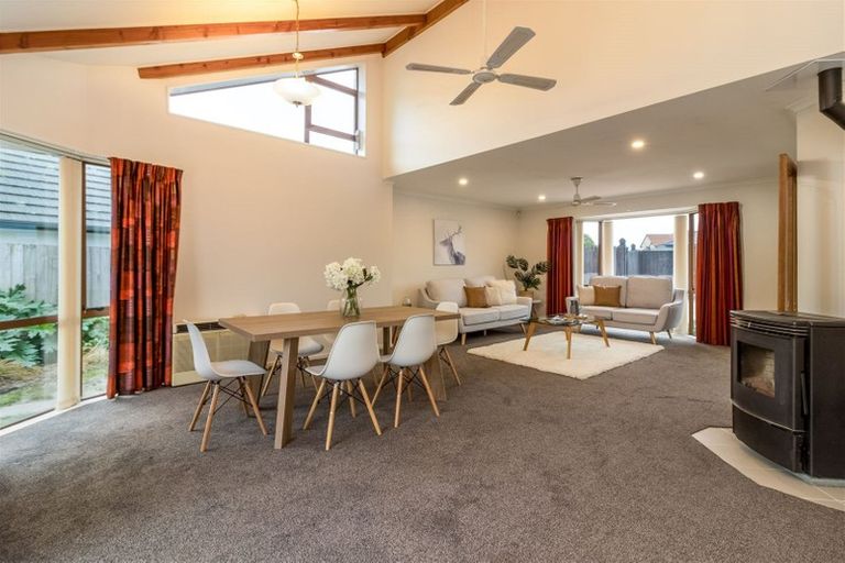 Photo of property in 144 Inwoods Close, Parklands, Christchurch, 8083