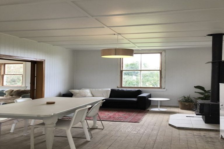 Photo of property in 22a Rangiuia Road, Tolaga Bay, 4077